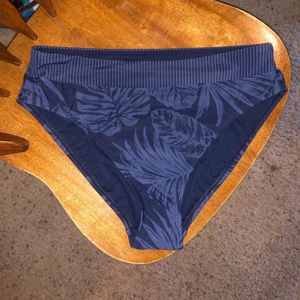 NWT Kona Sol Floral Bikini Swim Bottoms